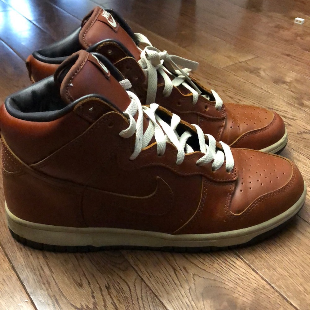Dunk Hi Premium Curry - 305808-771